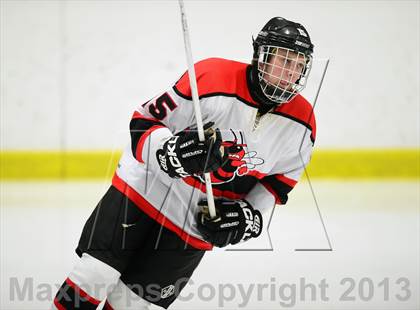 Thumbnail 2 in Warde/Ludlowe @ Branford photogallery.
