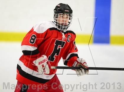 Thumbnail 2 in Warde/Ludlowe @ Branford photogallery.