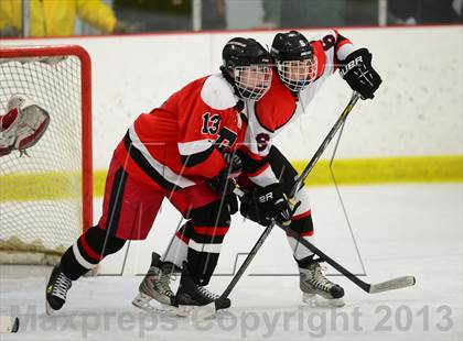 Thumbnail 3 in Warde/Ludlowe @ Branford photogallery.