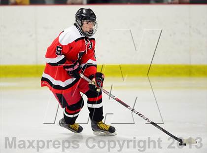 Thumbnail 2 in Warde/Ludlowe @ Branford photogallery.