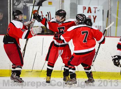 Thumbnail 1 in Warde/Ludlowe @ Branford photogallery.
