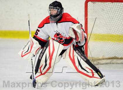 Thumbnail 3 in Warde/Ludlowe @ Branford photogallery.