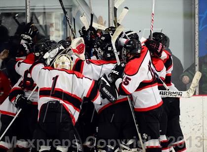 Thumbnail 1 in Warde/Ludlowe @ Branford photogallery.