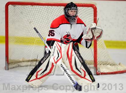 Thumbnail 1 in Warde/Ludlowe @ Branford photogallery.