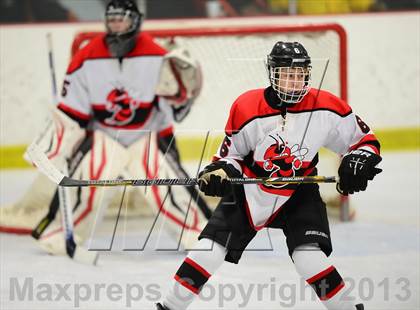 Thumbnail 3 in Warde/Ludlowe @ Branford photogallery.