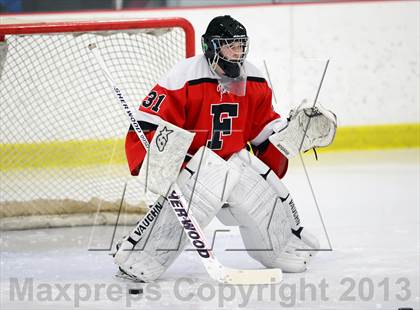 Thumbnail 3 in Warde/Ludlowe @ Branford photogallery.