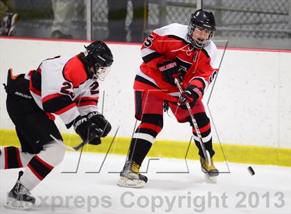 Thumbnail 1 in Warde/Ludlowe @ Branford photogallery.