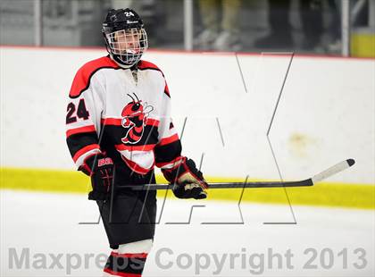 Thumbnail 3 in Warde/Ludlowe @ Branford photogallery.