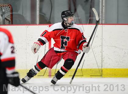 Thumbnail 3 in Warde/Ludlowe @ Branford photogallery.