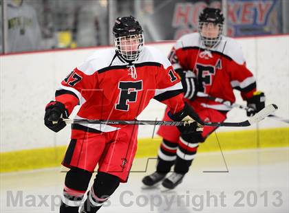 Thumbnail 2 in Warde/Ludlowe @ Branford photogallery.