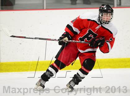 Thumbnail 3 in Warde/Ludlowe @ Branford photogallery.