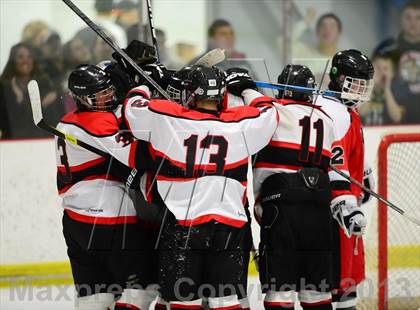 Thumbnail 3 in Warde/Ludlowe @ Branford photogallery.