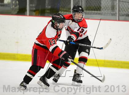 Thumbnail 2 in Warde/Ludlowe @ Branford photogallery.