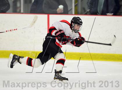 Thumbnail 3 in Warde/Ludlowe @ Branford photogallery.