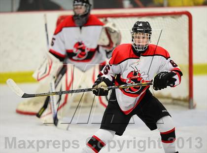 Thumbnail 2 in Warde/Ludlowe @ Branford photogallery.