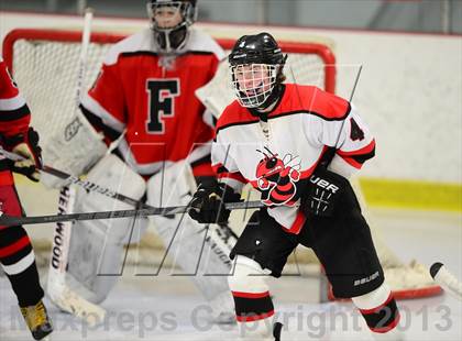 Thumbnail 1 in Warde/Ludlowe @ Branford photogallery.