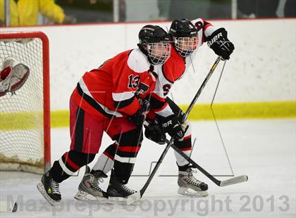 Thumbnail 1 in Warde/Ludlowe @ Branford photogallery.
