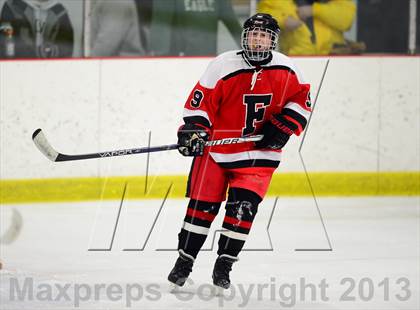 Thumbnail 3 in Warde/Ludlowe @ Branford photogallery.