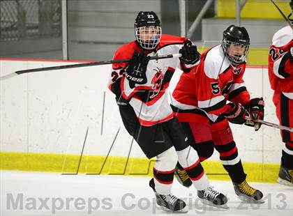 Thumbnail 2 in Warde/Ludlowe @ Branford photogallery.