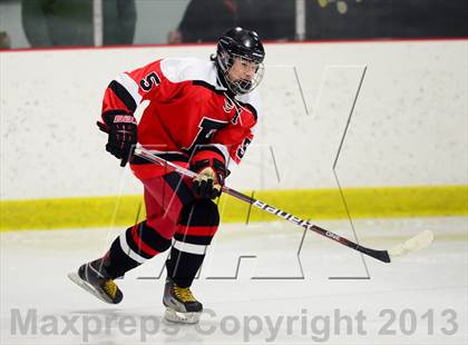 Thumbnail 1 in Warde/Ludlowe @ Branford photogallery.