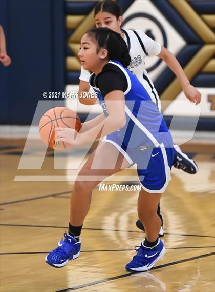 Thumbnail 1 in Centennial (NV) vs. Crestwood Preparatory College (CAN) - (Nike Tournament of Champions) photogallery.