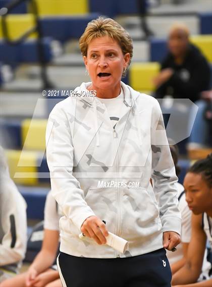 Thumbnail 3 in Centennial (NV) vs. Crestwood Preparatory College (CAN) - (Nike Tournament of Champions) photogallery.