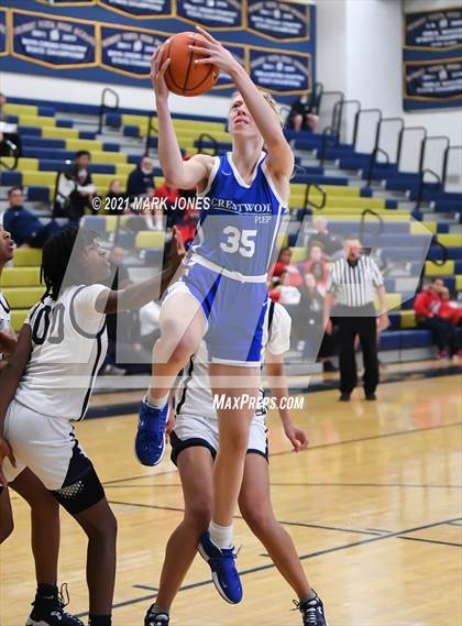Thumbnail 2 in Centennial (NV) vs. Crestwood Preparatory College (CAN) - (Nike Tournament of Champions) photogallery.