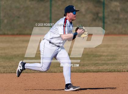 Thumbnail 2 in Central Catholic @ Shaler Area (Scrimmage) photogallery.