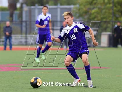 Thumbnail 2 in Southwest (Imperial Valley) vs. Bishop's (CIF SDS D2 Quarterfinal) photogallery.