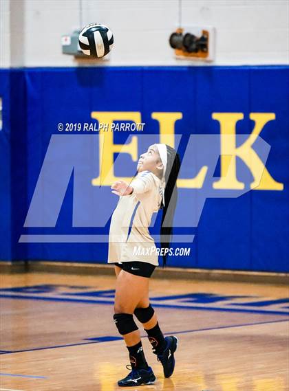 Thumbnail 3 in Cinco Ranch vs. Fort Bend Elkins photogallery.