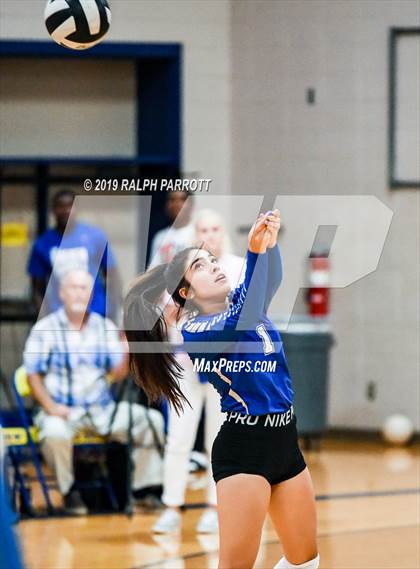 Thumbnail 3 in Cinco Ranch vs. Fort Bend Elkins photogallery.