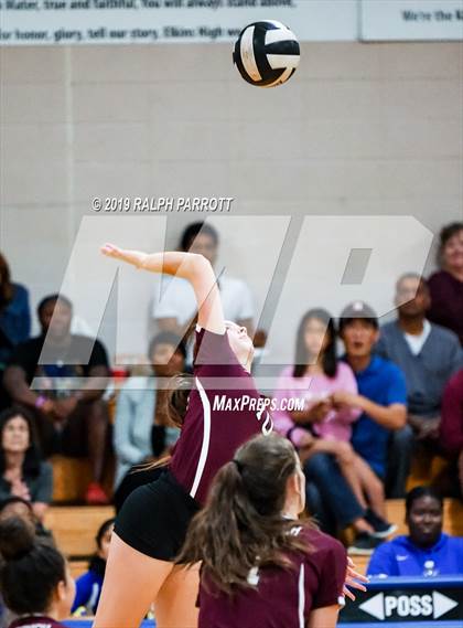 Thumbnail 3 in Cinco Ranch vs. Fort Bend Elkins photogallery.