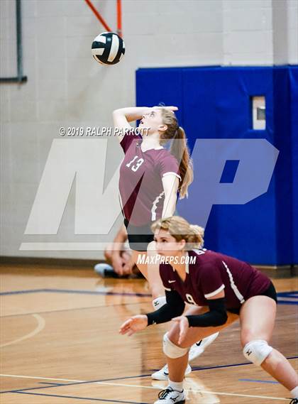 Thumbnail 3 in Cinco Ranch vs. Fort Bend Elkins photogallery.
