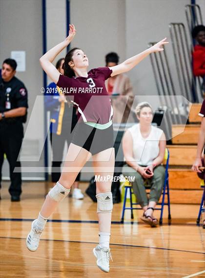 Thumbnail 1 in Cinco Ranch vs. Fort Bend Elkins photogallery.