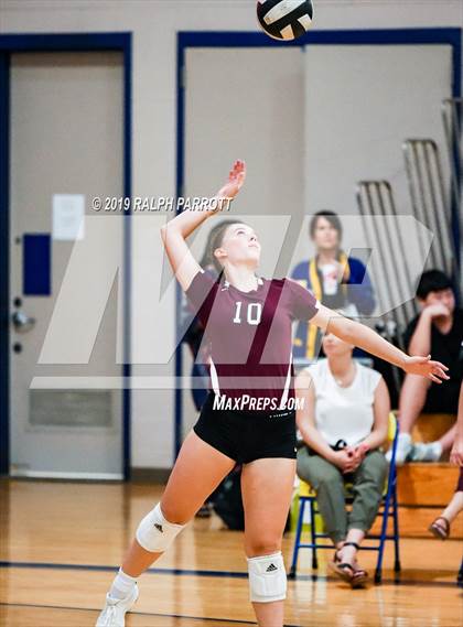 Thumbnail 2 in Cinco Ranch vs. Fort Bend Elkins photogallery.