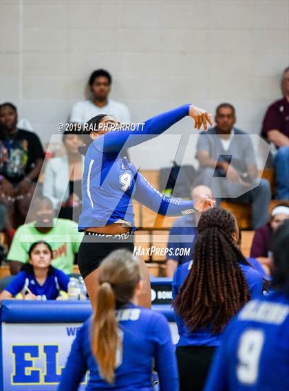 Thumbnail 2 in Cinco Ranch vs. Fort Bend Elkins photogallery.