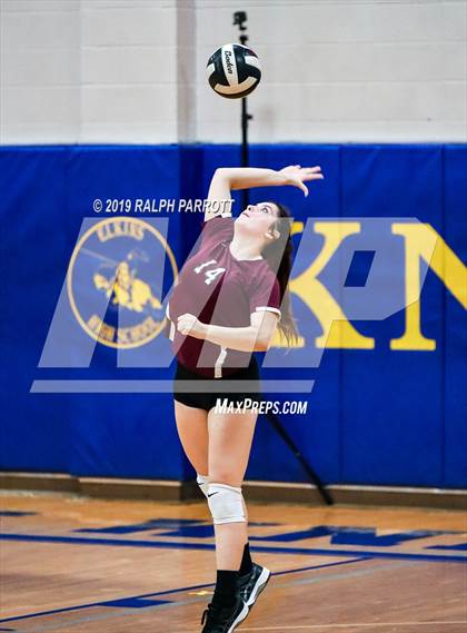 Thumbnail 2 in Cinco Ranch vs. Fort Bend Elkins photogallery.