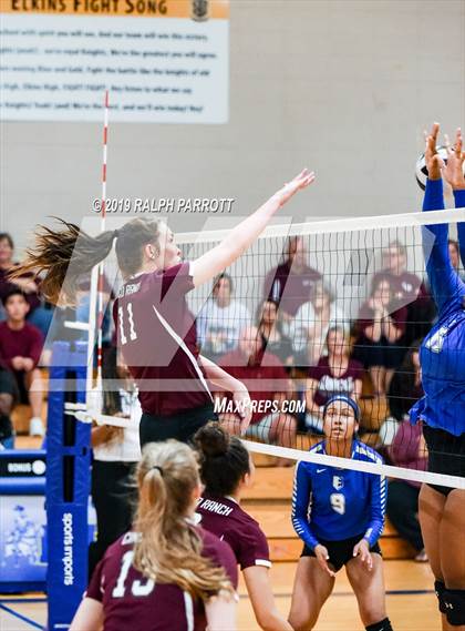 Thumbnail 3 in Cinco Ranch vs. Fort Bend Elkins photogallery.
