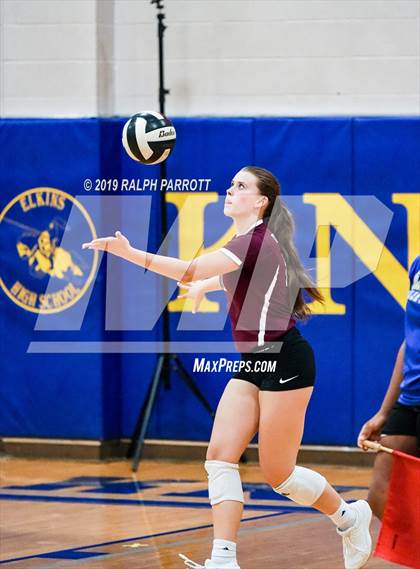 Thumbnail 3 in Cinco Ranch vs. Fort Bend Elkins photogallery.