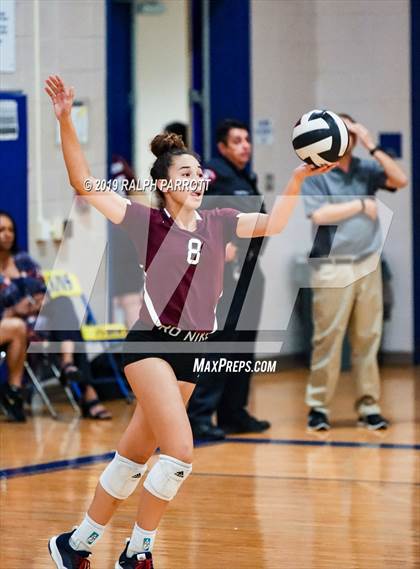 Thumbnail 1 in Cinco Ranch vs. Fort Bend Elkins photogallery.