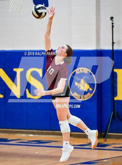 Thumbnail 3 in Cinco Ranch vs. Fort Bend Elkins photogallery.