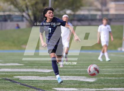 Thumbnail 2 in Carbon vs. Juan Diego Catholic (UHSAA 3A 2nd Round) photogallery.