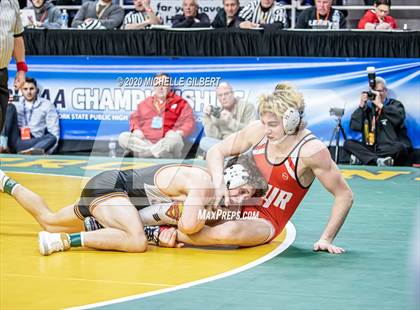 Thumbnail 2 in NYSPHSAA D2 Semifinals (152lbs to 285lbs) photogallery.