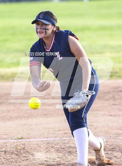 Thumbnail 1 in Yorba Linda @ Brea Olinda photogallery.