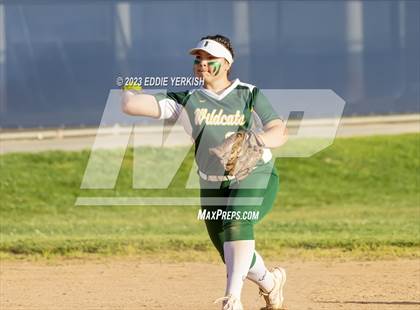 Thumbnail 2 in Yorba Linda @ Brea Olinda photogallery.