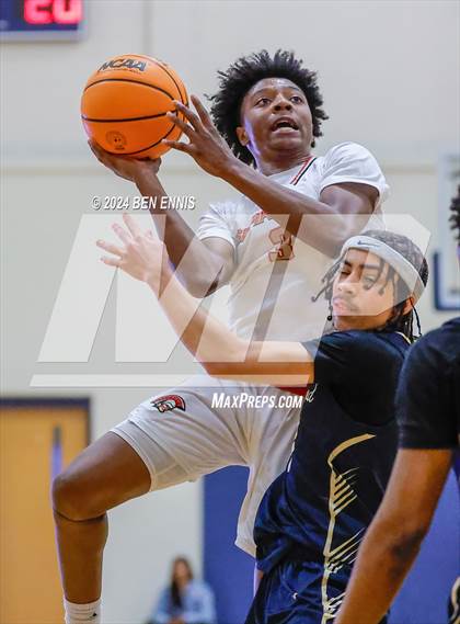 Thumbnail 1 in Greater Atlanta Christian vs. Blythewood (Lemon Street Classic) photogallery.