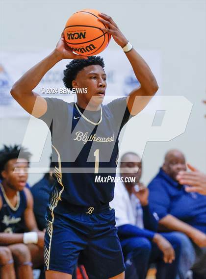 Thumbnail 2 in Greater Atlanta Christian vs. Blythewood (Lemon Street Classic) photogallery.