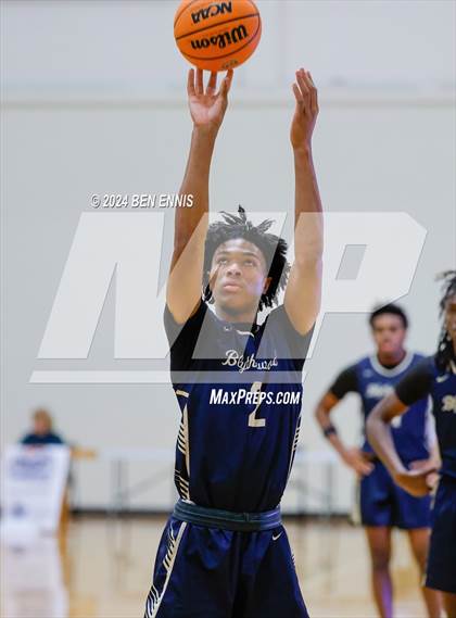 Thumbnail 2 in Greater Atlanta Christian vs. Blythewood (Lemon Street Classic) photogallery.