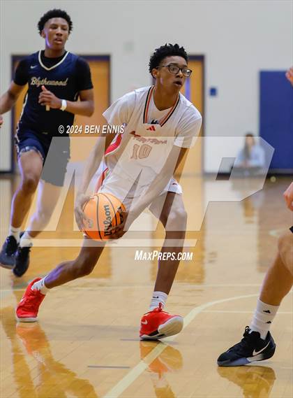 Thumbnail 1 in Greater Atlanta Christian vs. Blythewood (Lemon Street Classic) photogallery.