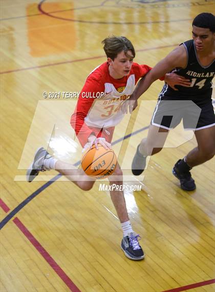 Thumbnail 3 in Highland @ Judge Memorial photogallery.